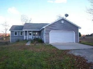 9458 Clay Rd, Traverse City, MI 49684