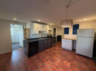 96 Pleasant St, Cambridge, MA 02139