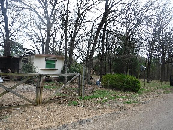 2nd image of 170 Southlake Dr