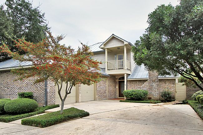 1st image of 95 Campden Cir