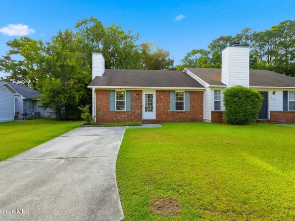 103 Glenside Court, Midway Park, NC 28544
