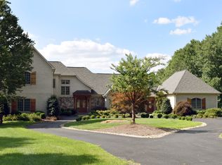 13104 Laurel Glen Rd, Clifton, VA 20124