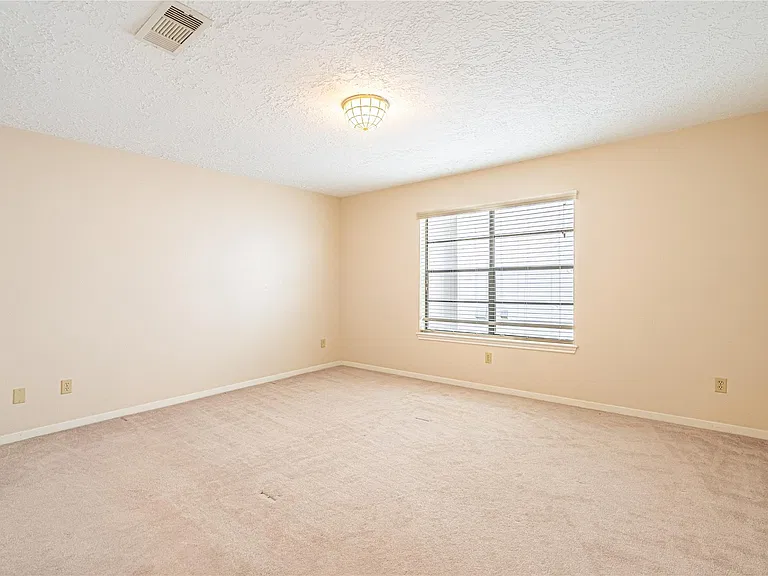 2306 Potomac Dr #B — Photo 17