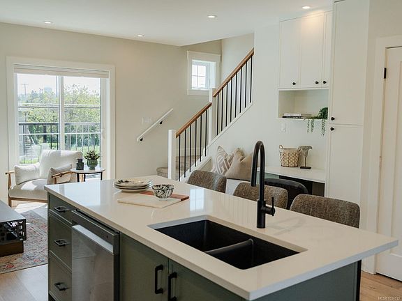 4th image of 1830 Allenby Rd #2