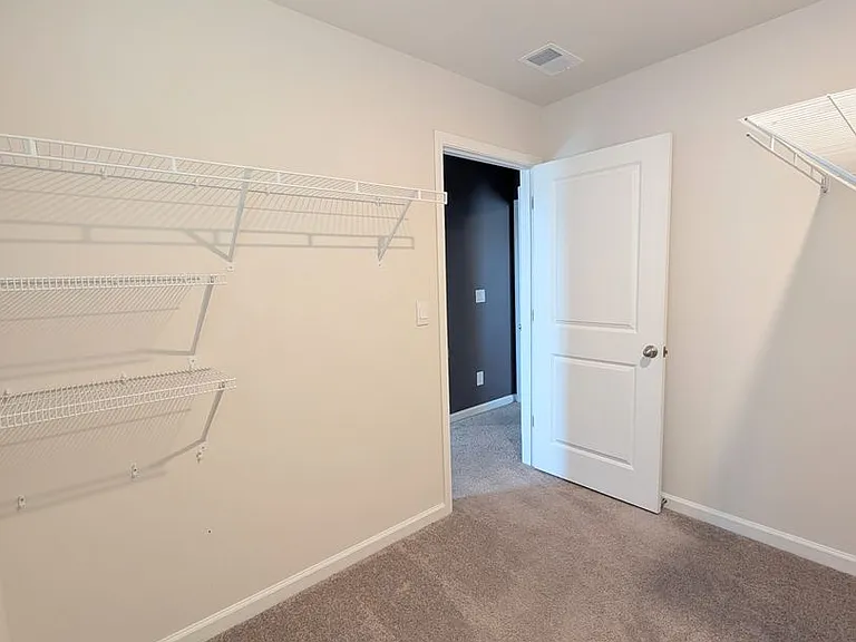 851 Woodland Farms Cir — Photo 33