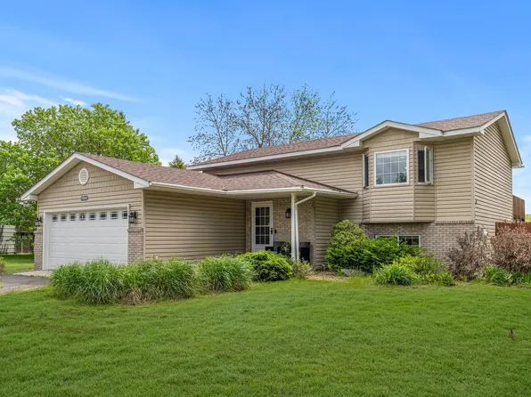 1986 72nd St, Centerville, MN 55038