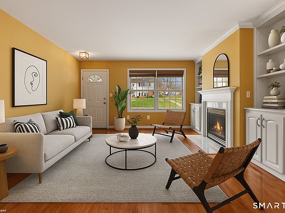 5th image of 39 Coram Road APT 1