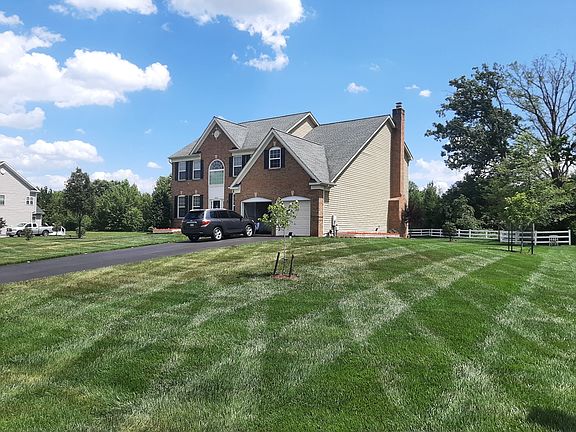 2nd image of 15714 Carlee Ct