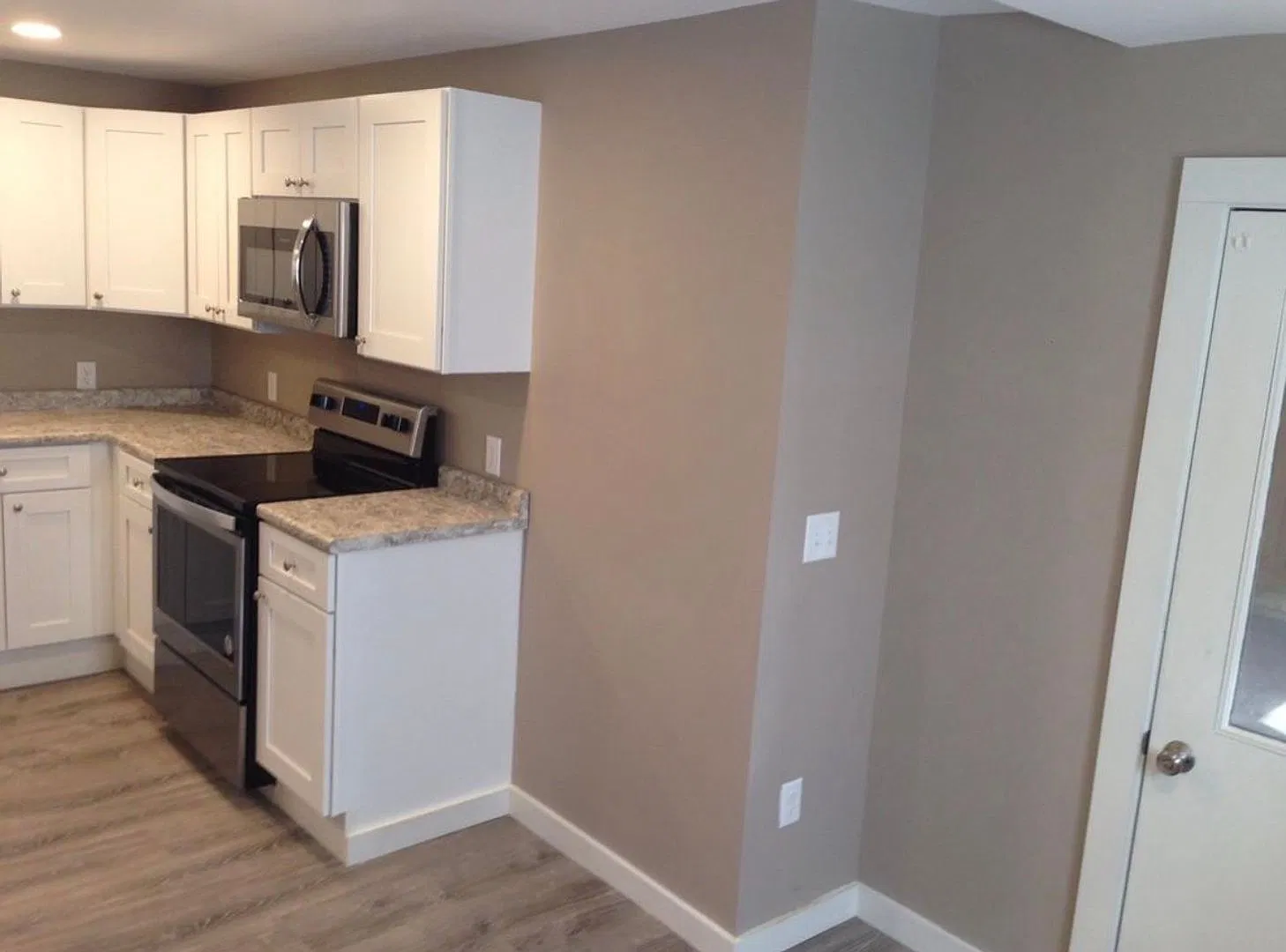 257 South Main Street — Photo 3