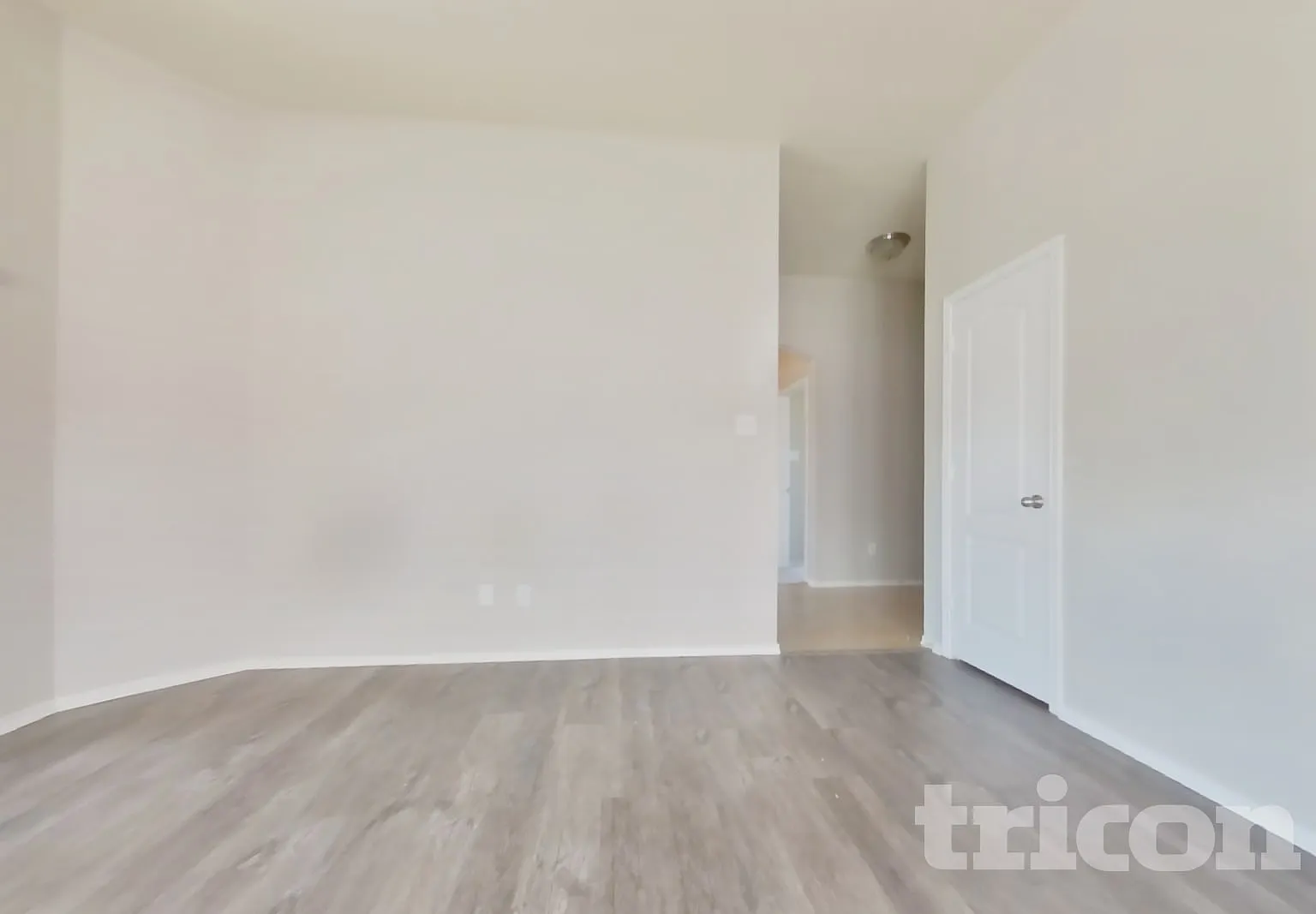 6400 Stone Lake Dr Fort Worth TX — Photo 3