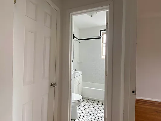 Rented by TheRealEstateCompany.com LLC | media 7