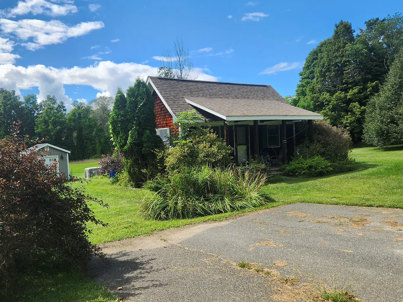 304 Leverett Rd — Photo 1