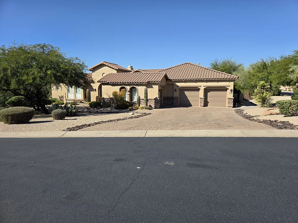 10876 E Volterra Ct