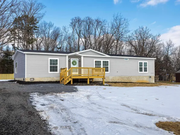 1892 Howardsville Tpke, Stuarts Draft, VA 24477