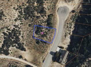 Walkatop Rd, Lake Hughes, CA 93532