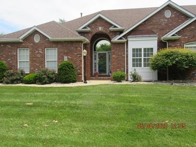 76 Ginger Creek Pkwy, Glen Carbon, IL, 62034