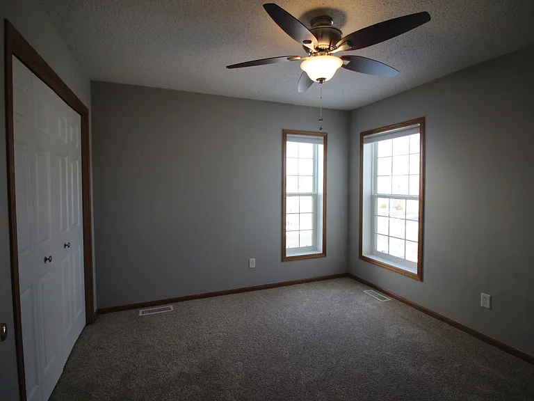 10651 Pond Curv — Photo 13