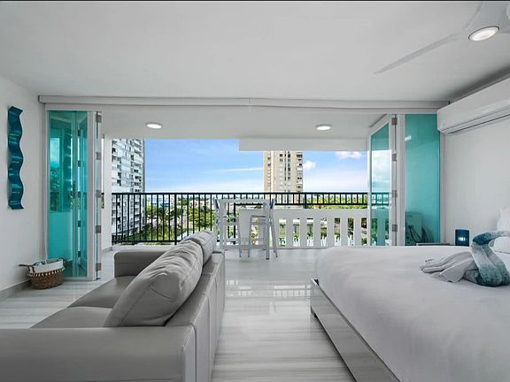 2nd image of Playa Azul #605