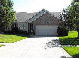 516 Highland Park Dr, Elyria, OH 44035