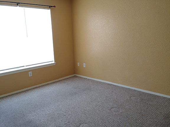 5th image of 2209 Antigua Pl APT 823
