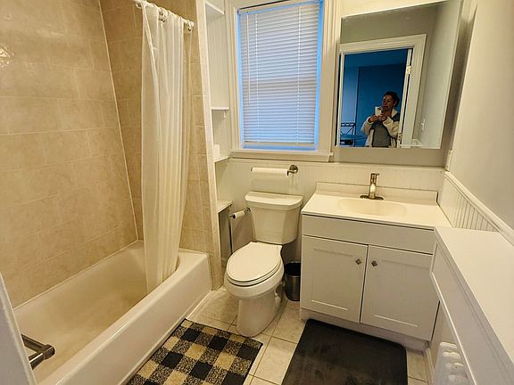 3rd image of 706 W Park Ave #2025