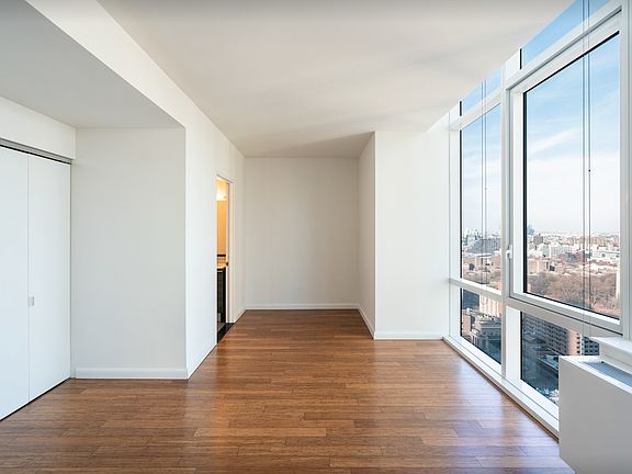 5th image of 66 Rockwell Pl APT 13E