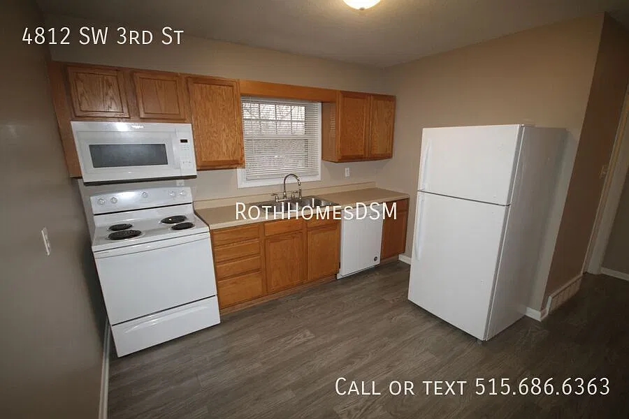 2 Bedroom 1 Bath Duplex — Photo 3
