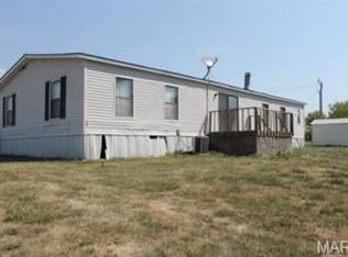 62 Dwiggins Rd, Elsberry, MO 63343