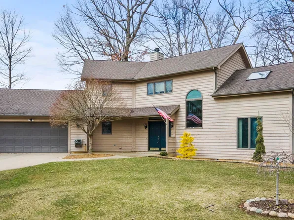 2848 Ivywood Dr, Warsaw, IN 46582