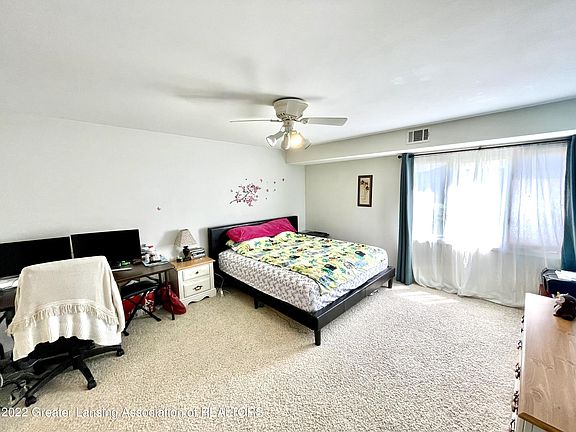 4th image of 6150 Cobblers Dr APT 110