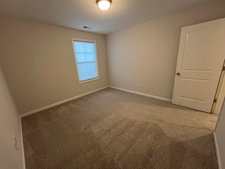 4044 Thimbleberry Dr — Photo 34