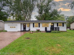 6078 Freedom Ln, Flint, MI 48506