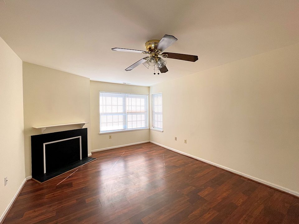 1st image of 29 Driftwood Ct #29