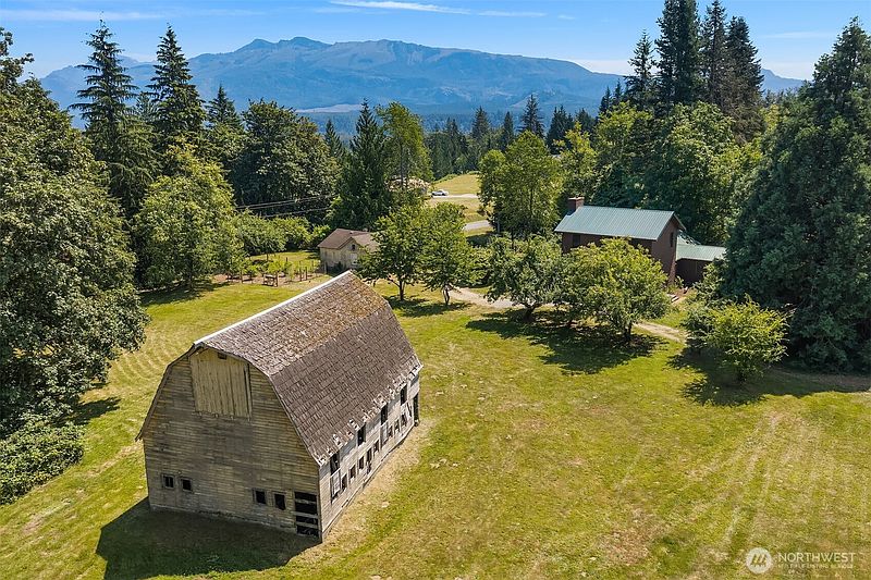 2nd image of 13728 Reiner Road