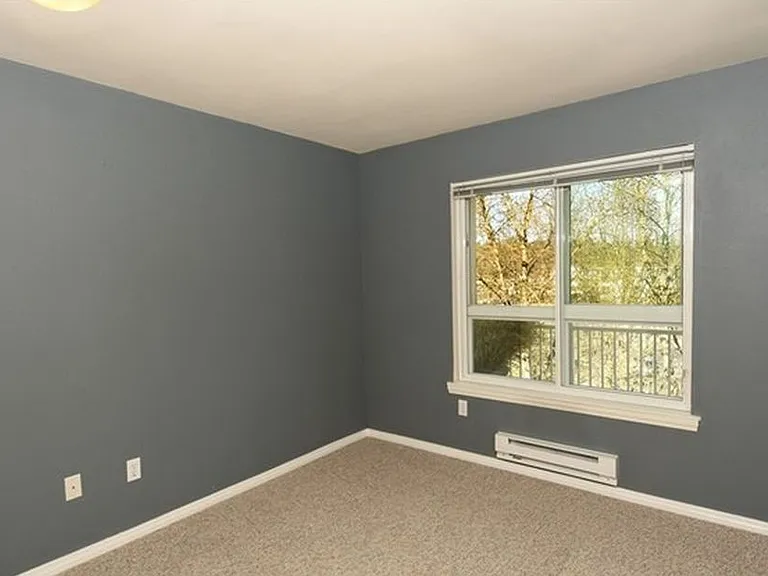 2805 NE 125th St #501 — Photo 13
