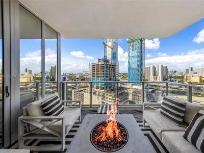 851 NE 1st Ave #1700, Miami, FL, 33132