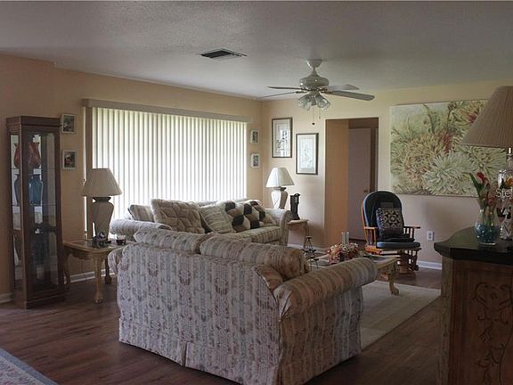 3rd image of 2336 W Orange Blvd