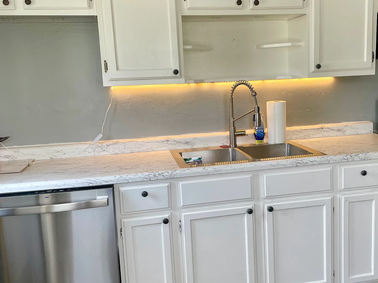 3 bed, 924 sqft, $1,700 — Photo 3