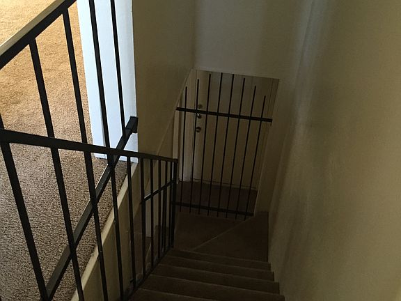 4th image of 605 Fuller St #605