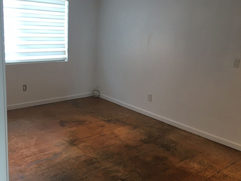 636 bedroom 2_10012021