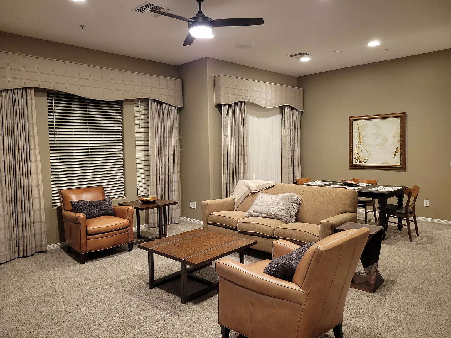 3 bed, 1659 sqft, $3,100 — Photo 2
