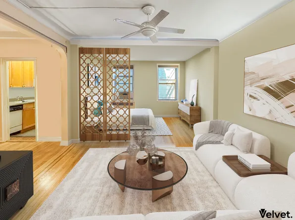 106-15 Queens Boulevard image 5 of 21