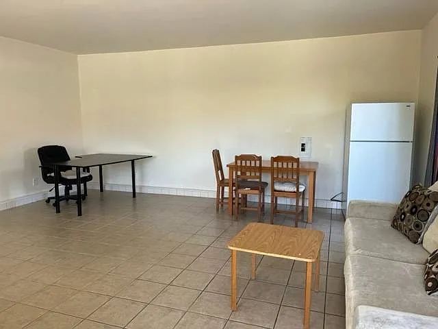 1 bed, 650 sqft, $1,750 — Photo 2