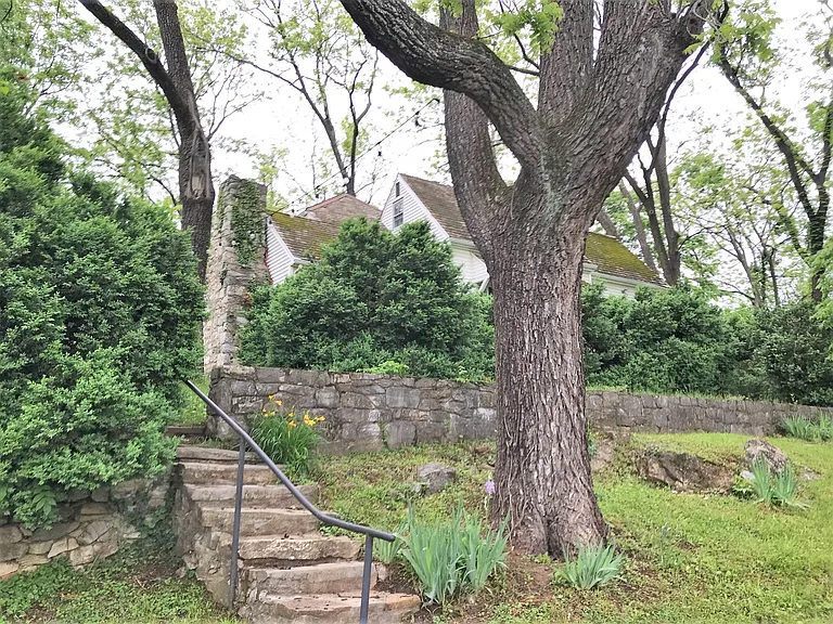 141 Shan Hill Ln — Photo 2