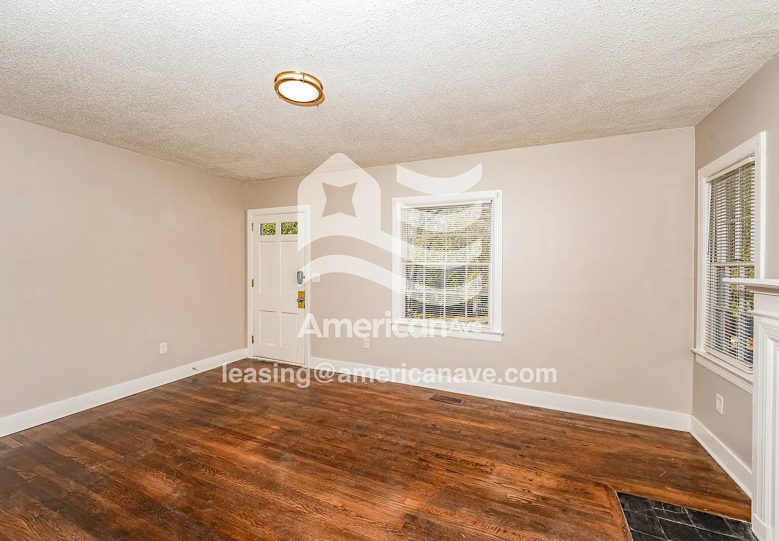2 bed, 1.0 bath, 927 sqft, $822 — Photo 3
