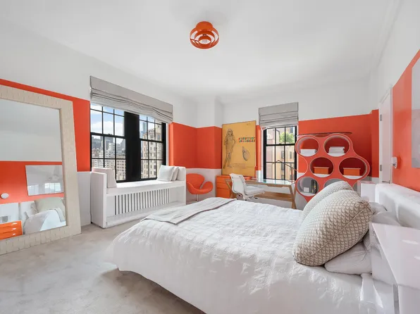 730 Park Avenue image 15 of 20