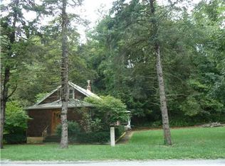 1407 Lovedale Rd, Lincoln Borough, PA 15037