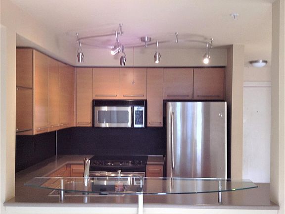 5th image of 1420 E Pine St Unit 603