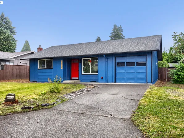 12126 SE Redwood Ave, Milwaukie, OR 97222
