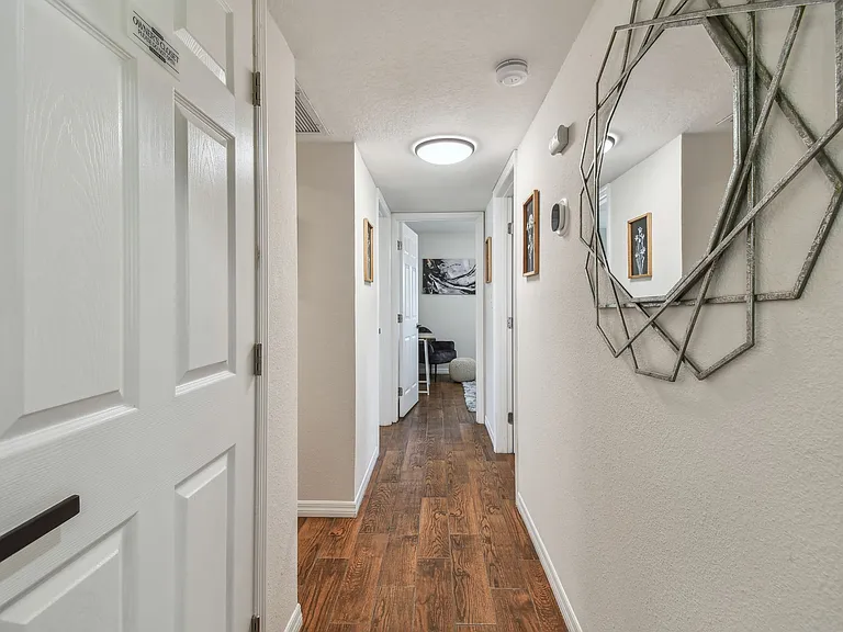 8611 Driftwood Dr — Photo 45